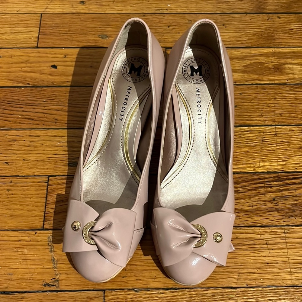 Metro City mid heels